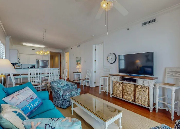 Penthouse-level Waterfront With Epic Gulf-view Balcony Pools & Gym Holiday home