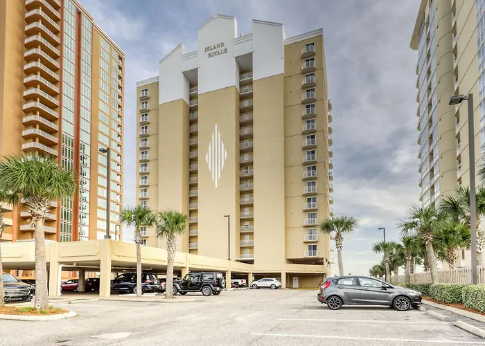Penthouse-level Waterfront With Epic Gulf-view Balcony Pools & Gym